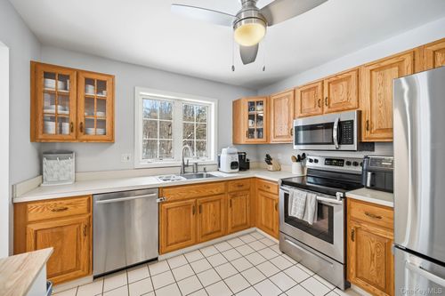 4401 Hickory Hollow Ln, Carmel, NY, 10512-2630 | Card Image