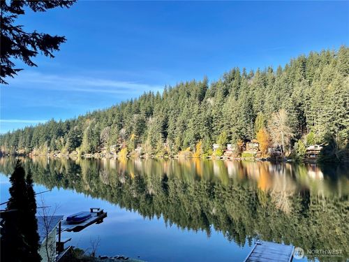 1817 Sleepy Hollow Ln, Bellingham, WA, 98226-8627 | Card Image