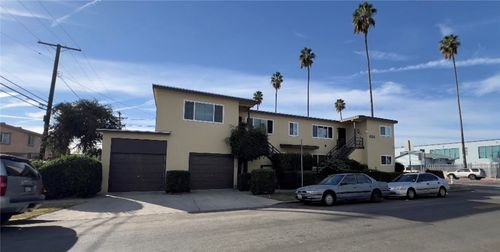 604 W 85th Pl, Los Angeles, CA, 90001 | Card Image