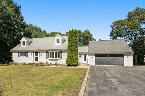 46 Wayne Road, Bourne, MA, 02532 | Card Image