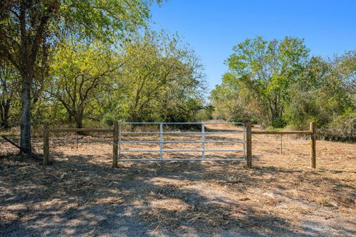 000 Tx-36 Highway, Caldwell, TX, 77836 | Card Image