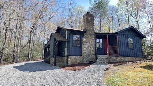 25 Dew Waite Rd, Black Mountain, NC, 28711-8437 | Card Image