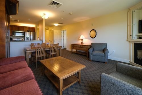 714716-qiii-714/716 QIII Jackson Gore Adams House Road, Ludlow, VT, 05149 | Card Image