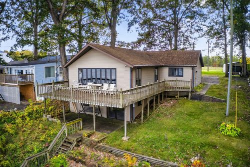 48168 70th Ave, Decatur, MI, 49045-9146 | Card Image