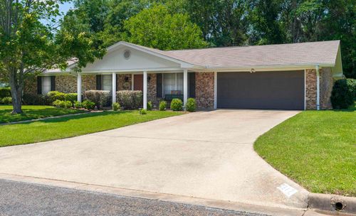 1817 Beth Dr, Longview, TX, 75605-2442 | Card Image