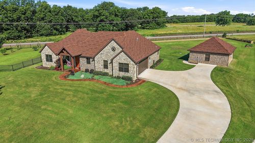 15 Wilderness Rd N, Calera, OK, 74730-4526 | Card Image