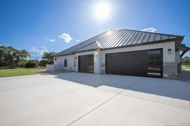 118 Obscure Way, House other with 4 bedrooms, 5 bathrooms and null parking in Spring Branch TX | Image 32