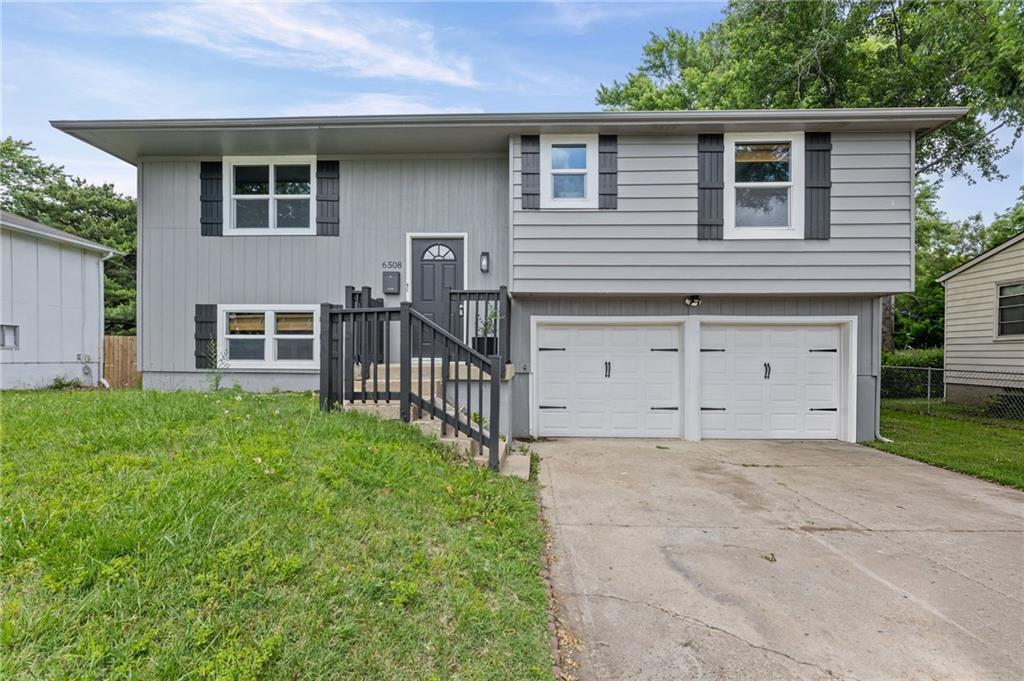 Residential in Grandview