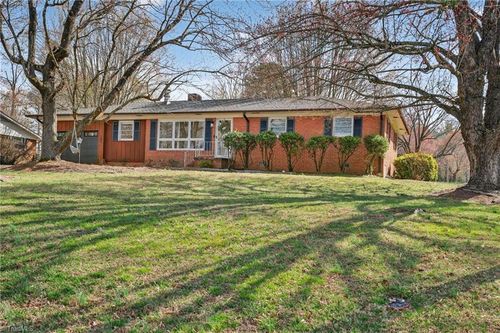 408 Forestwood Drive, Archdale, NC, 27263 | Card Image