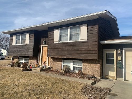 300 11th St, Marseilles, IL, 61341-1020 | Card Image