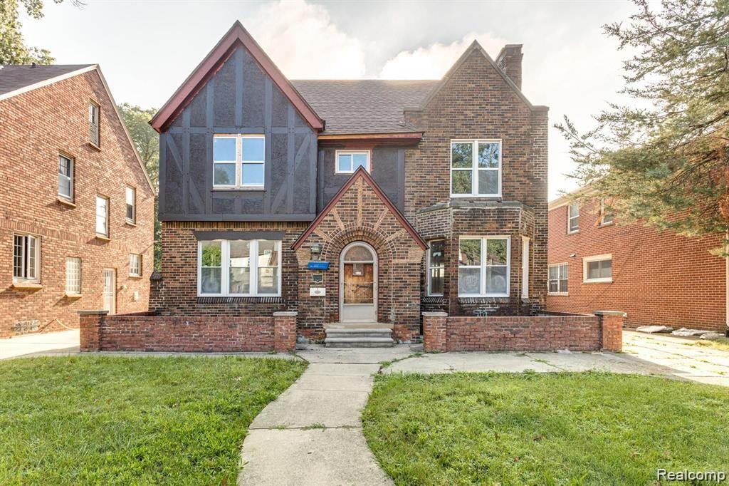 Warrington Dr, Detroit, MI 48221