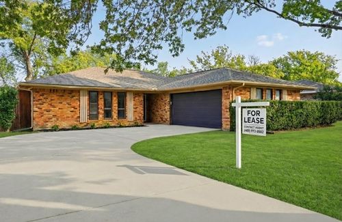 1661 Juniper Ln, Lewisville, TX, 75077-2749 | Card Image