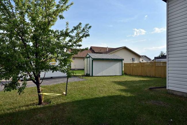 8841 62 Ave, House detached with 4 bedrooms, 2 bathrooms and 2 parking in Grande Prairie AB | Image 17