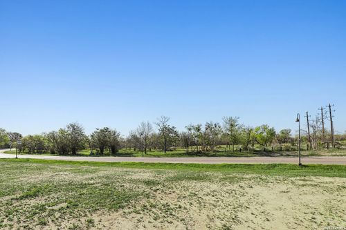 2332 E Chavaneaux Rd, San Antonio, TX, 78214-3700 | Card Image