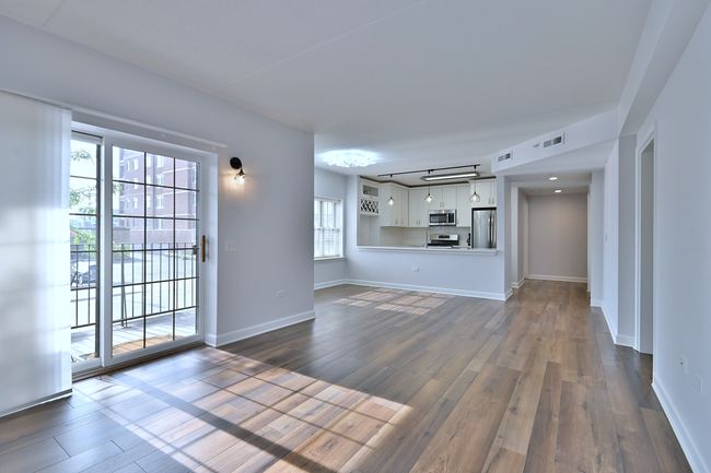 UNIT-201 - 210 N Addison Ave, Condo with 2 bedrooms, 2 bathrooms and 2 parking in Elmhurst IL | Image 21