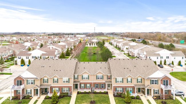 UNIT-400 - 12035 Zircon Ln, Condo with 2 bedrooms, 3 bathrooms and null parking in Fishers IN | Image 35