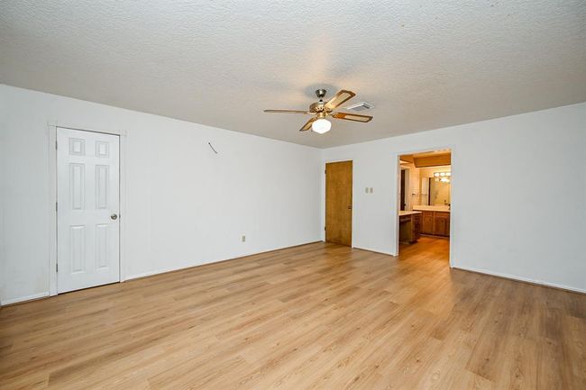 Primary Bedroom | Image 27