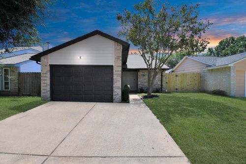 19911 Stoney Haven Dr, Cypress, TX, 77433-1086 | Card Image