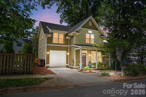 534 Spring St, Davidson, NC, 28036-7015 | Card Image