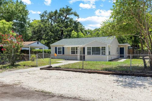 6726 N 11th St, TAMPA, FL, 33604-5611 | Card Image