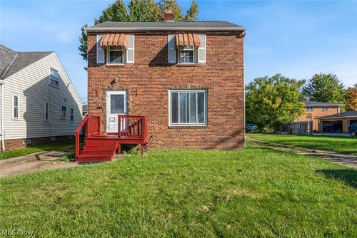 17422 Puritas Ave, Cleveland, OH, 44135-2544 | Card Image