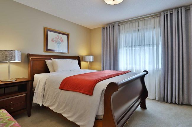39 Prairie Smoke Rise, House other with 5 bedrooms, 4 bathrooms and 6 parking in Rocky View County AB | Image 26