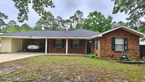 1540 Waveland Ave, Waveland, MS, 39576-2306 | Card Image