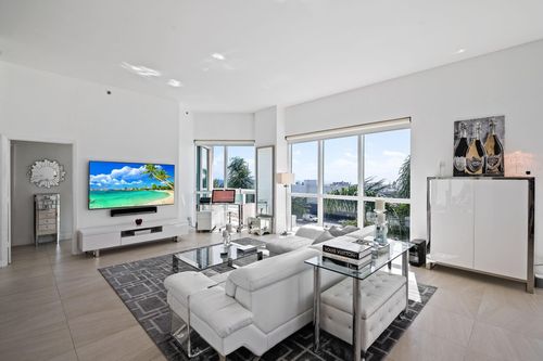 607-101 S Fort Lauderdale Beach Blvd, Fort Lauderdale, FL, 33316-1559 | Card Image