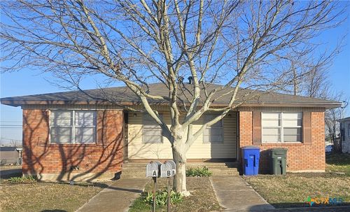 211 Marston Ave, Copperas Cove, TX, 76522-2507 | Card Image