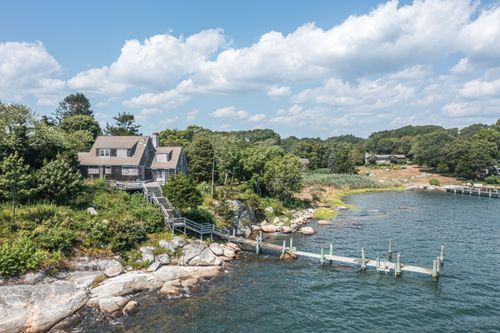 37 Nauyaug Point Rd, Mystic, CT, 06355-3234 | Card Image