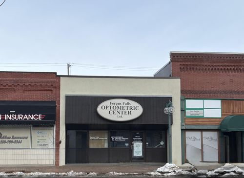 117 E Lincoln Ave, Fergus Falls, MN, 56537-2216 | Card Image