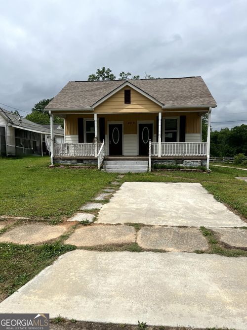 430 Knight St, Elberton, GA, 30635-2322 | Card Image