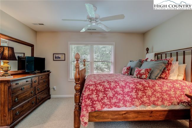 2nd bedroom upstairs. | Image 39