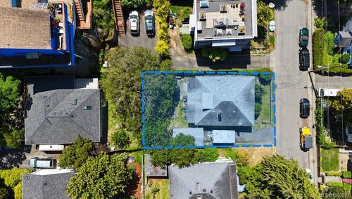 745 Front St, Victoria, BC, V9A3Y3 | Card Image