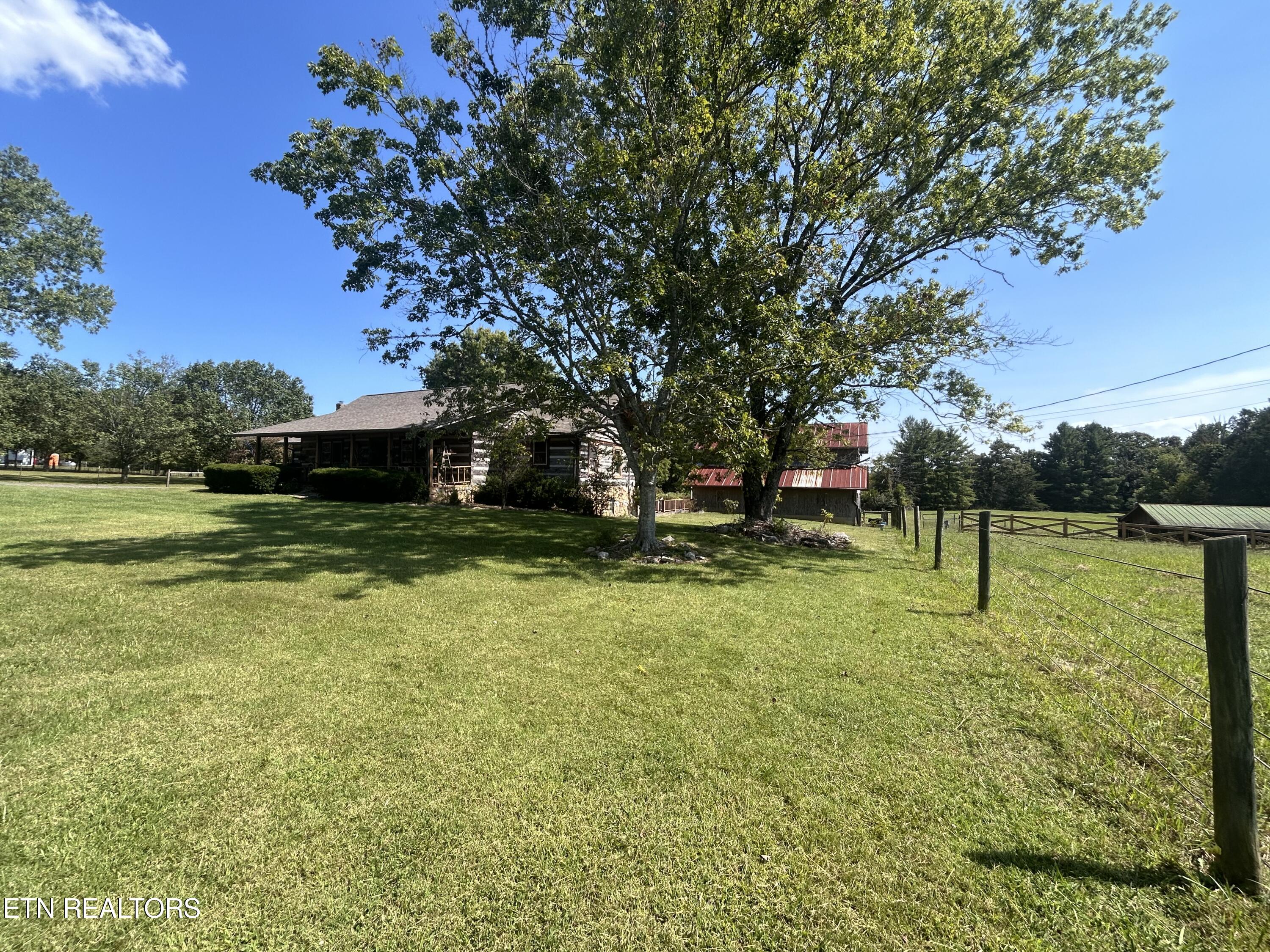 Tazewell Pike, Luttrell, TN 37779