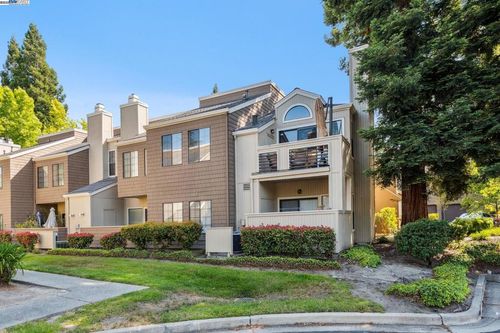 319 S Overlook Dr, San Ramon, CA, 94582-4542 | Card Image