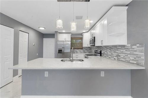 305-1-11477 Nw 39th Court, Coral Springs, FL, 33065 | Card Image