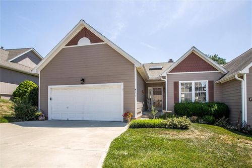 4317 S Coachman Dr, Independence, MO, 64055-7660 | Card Image