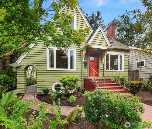 535 N 74th St, Seattle, WA, 98103-5134 | Card Image