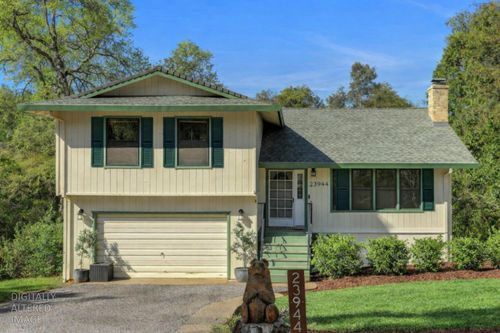 23944 Oakmont Way, Auburn, CA, 95602-8070 | Card Image