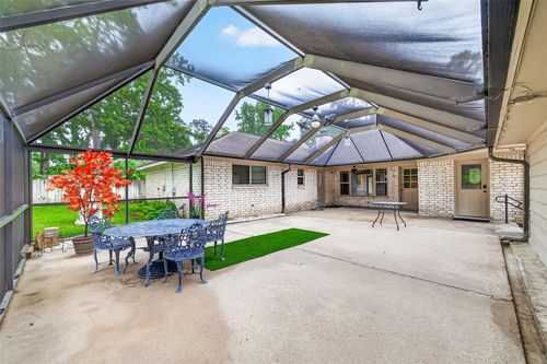 737 Holly Springs Dr, Conroe, TX, 77302-3777 | Card Image