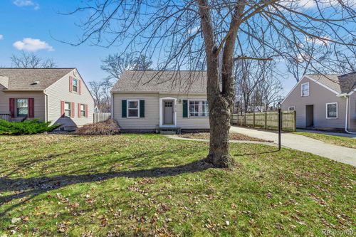 2212 Virginia Street, Midland, MI, 48642 | Card Image