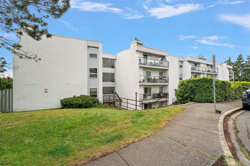 211-290 Regina Ave, Victoria, BC, V8Z6S6 | Card Image