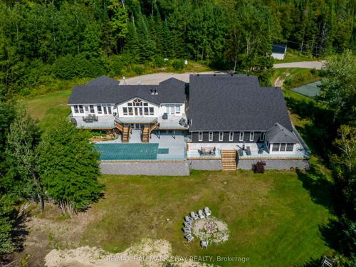 2318 Pickerel & Jack Lake Rd, Burks Falls, ON, P0A1C0 | Card Image