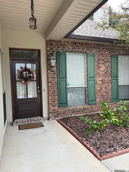 10203 Springrose Ave, Saint George, LA, 70810-0779 | Card Image