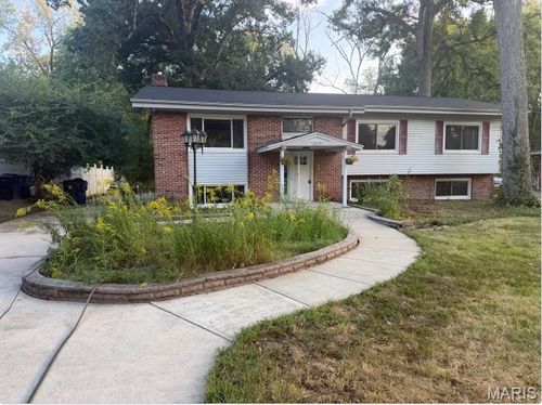 12264 Belwyn Drive, Maryland Heights, MO, 63146 | Card Image