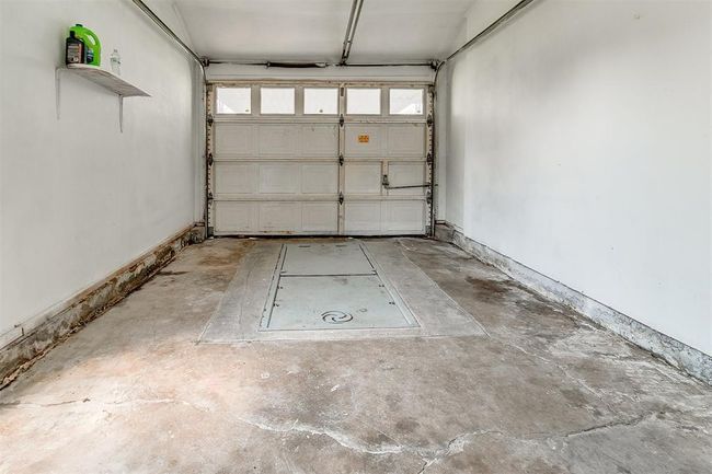 STORM SHELTER IN THE OVERSIZED GARAGE!!! | Image 21