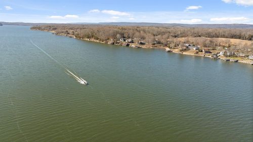 2296 N Shore Acres Rd, Soddy Daisy, TN, 37379-7941 | Card Image