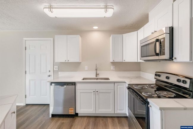 548 Erik Pl, House other with 3 bedrooms, 1 bathrooms and 1 parking in Jefferson OR | Image 15