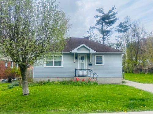 156 Clapperton St, Barrie, ON, L4M3G4 | Card Image